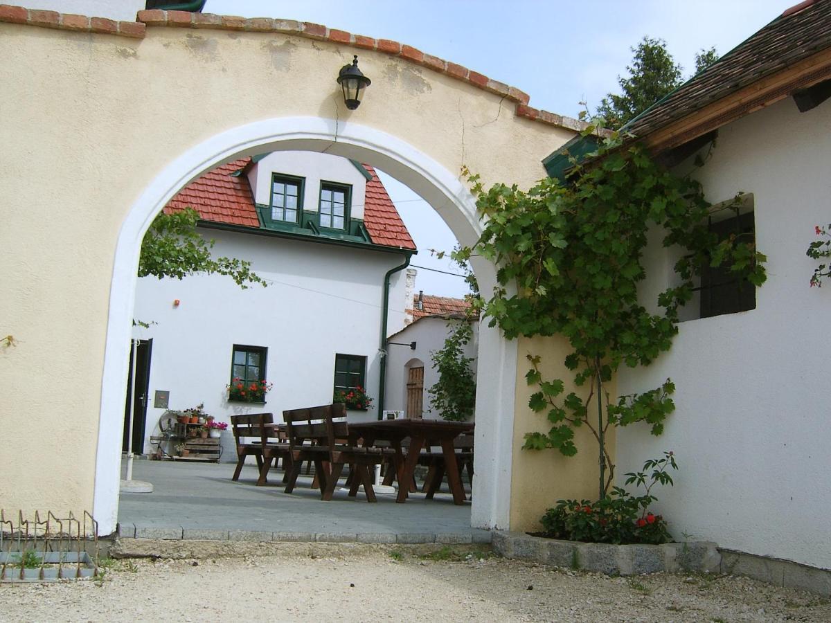 Hanfthal-Hof Laa an der Thaya Luaran gambar
